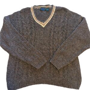 Etchings V neck wool sweater. Large